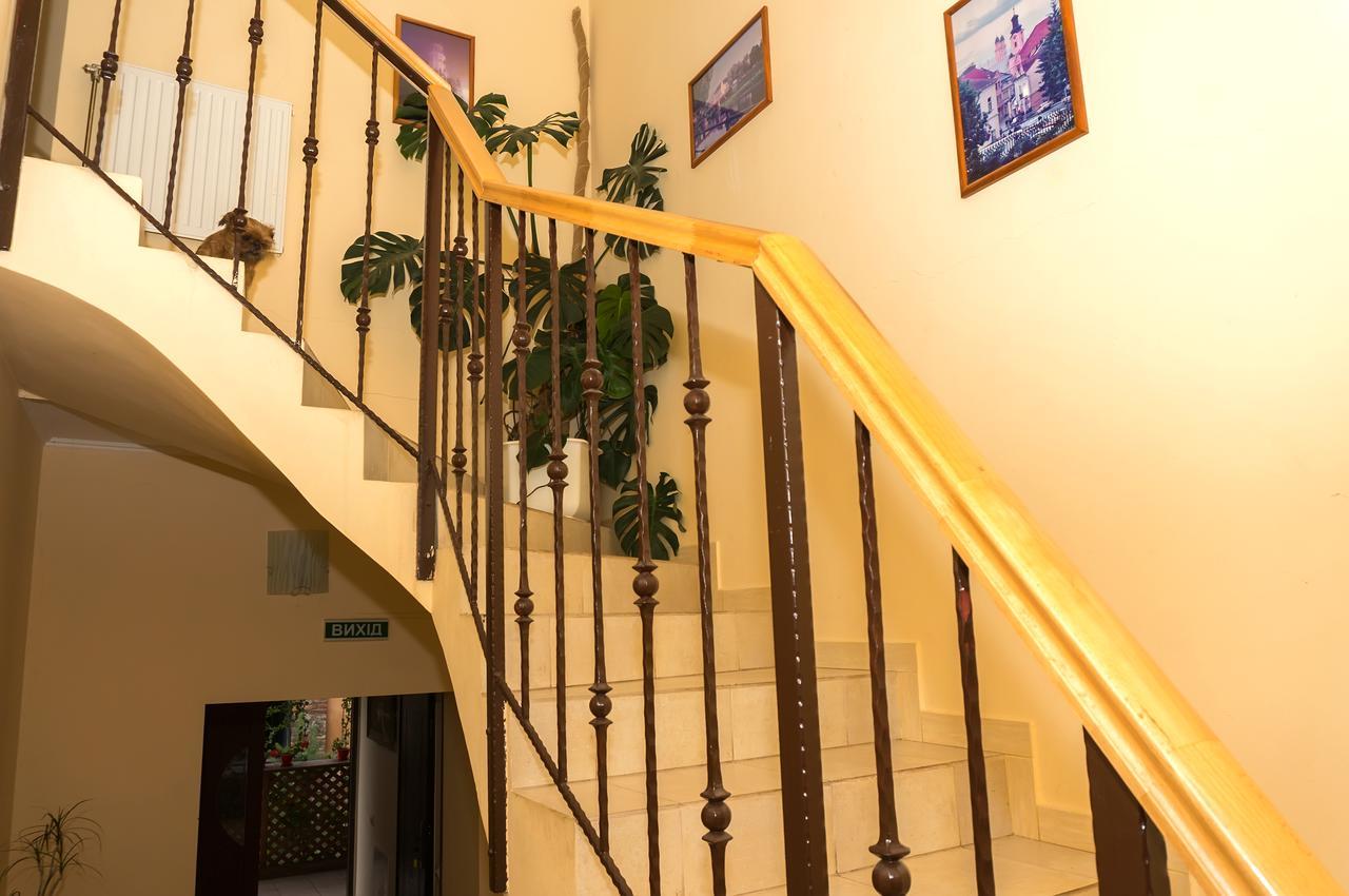 Hotel Кімнати В Центрі Užhorod Exteriér fotografie