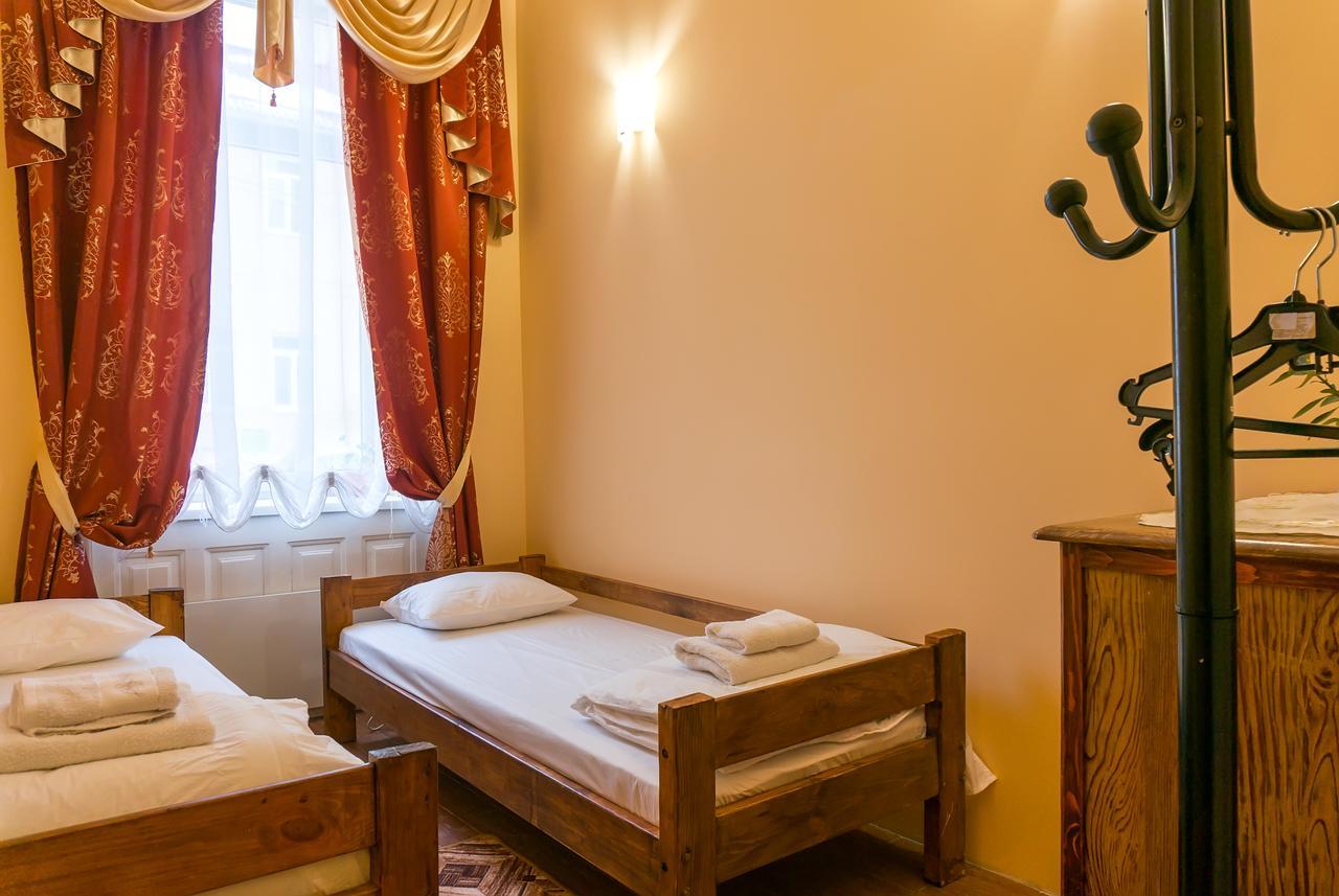 Hotel Кімнати В Центрі Užhorod Exteriér fotografie