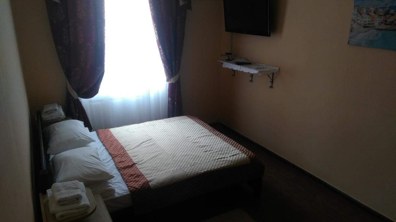 Hotel Кімнати В Центрі Užhorod Exteriér fotografie
