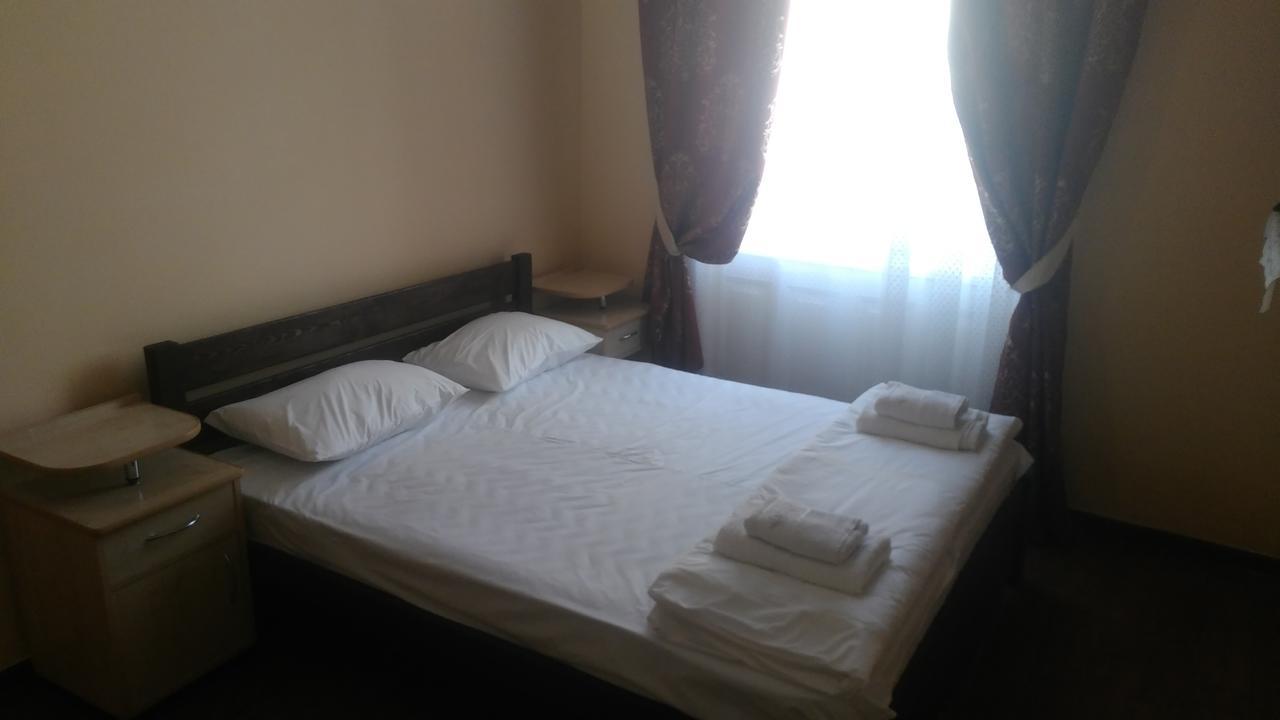 Hotel Кімнати В Центрі Užhorod Exteriér fotografie